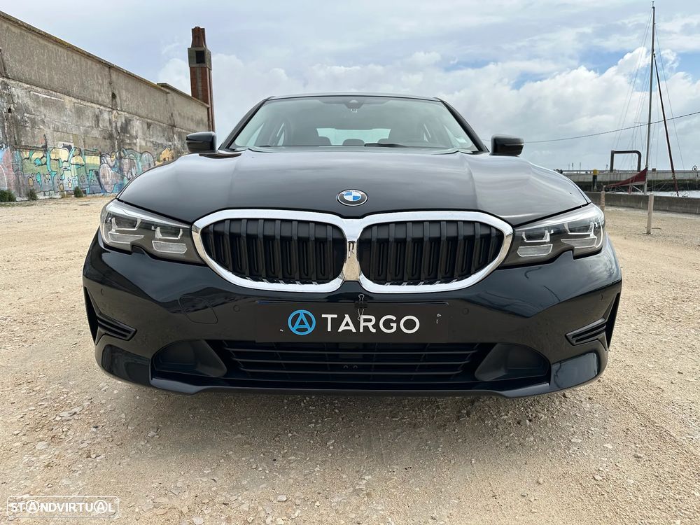 BMW 330 e Auto - 16