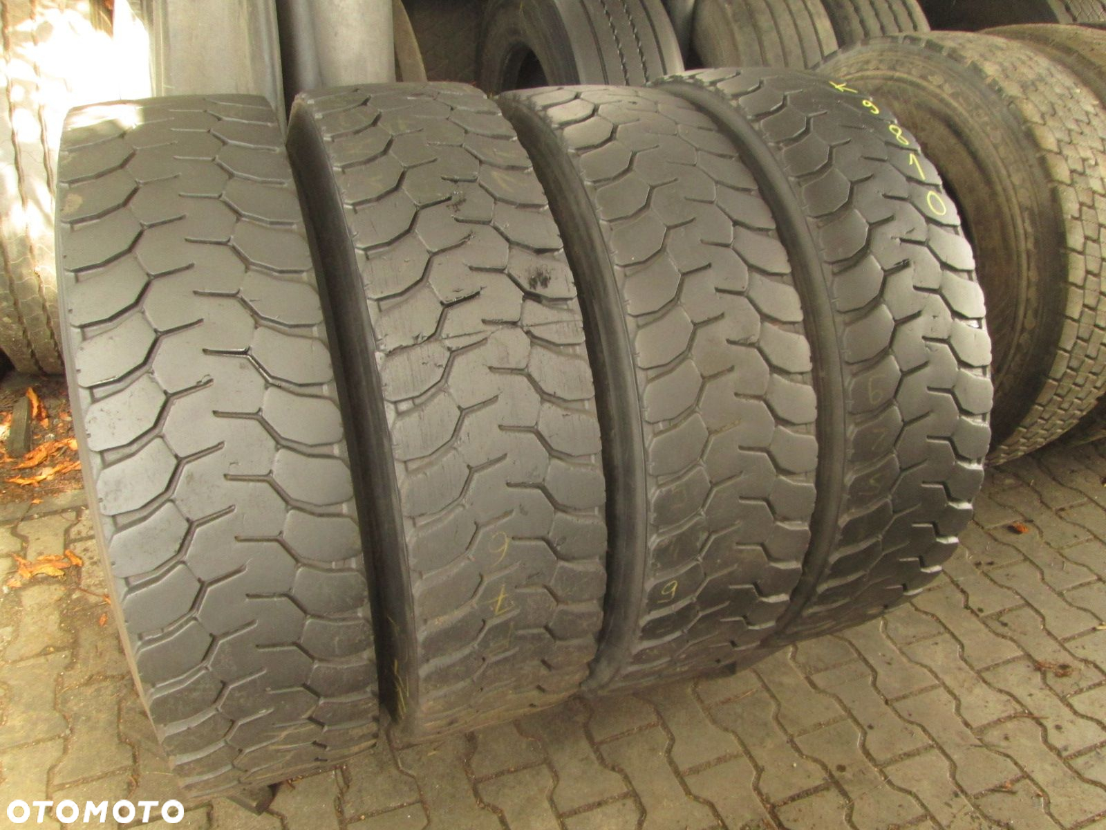 315/80R22,5 Bieżnikowana WZÓR MICHELIN X-WORKS D. Opony ciężarowe - 3
