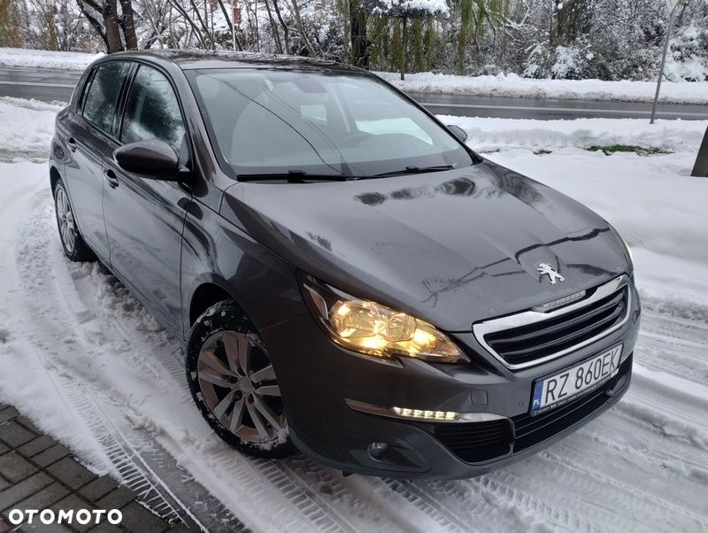 Peugeot 308 - 1