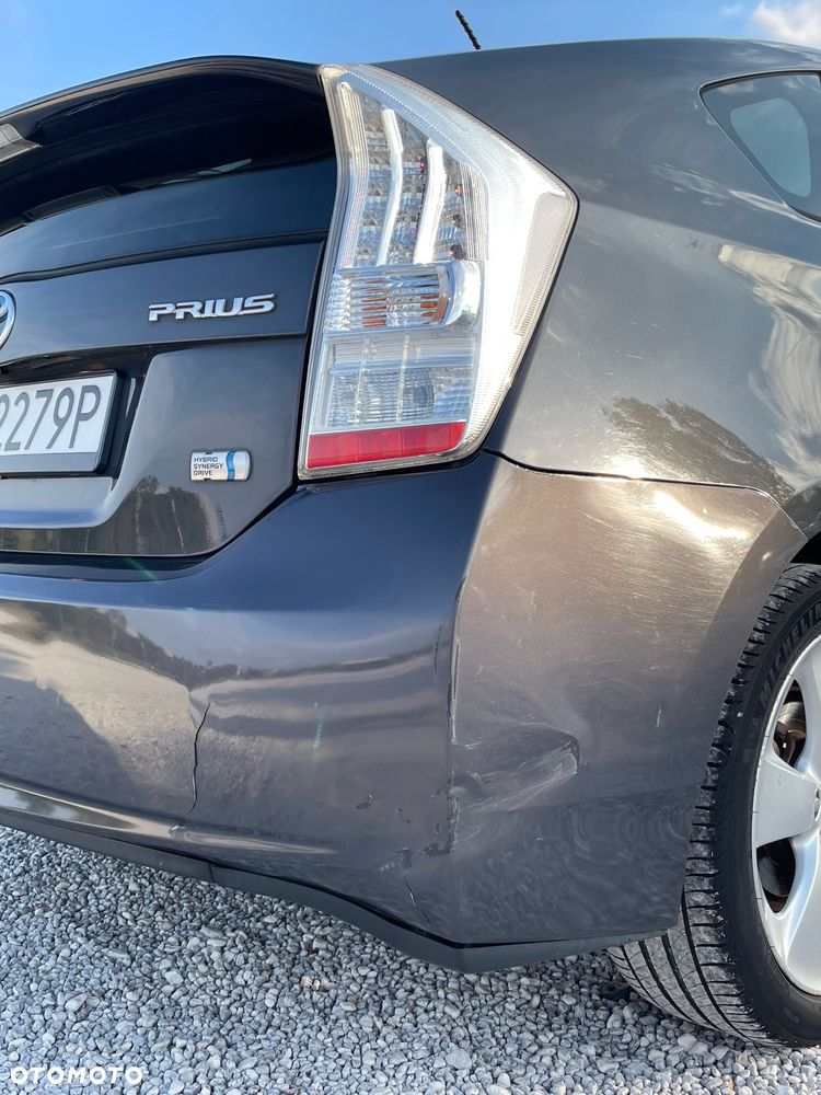 Toyota Prius (Hybrid) Comfort - 16