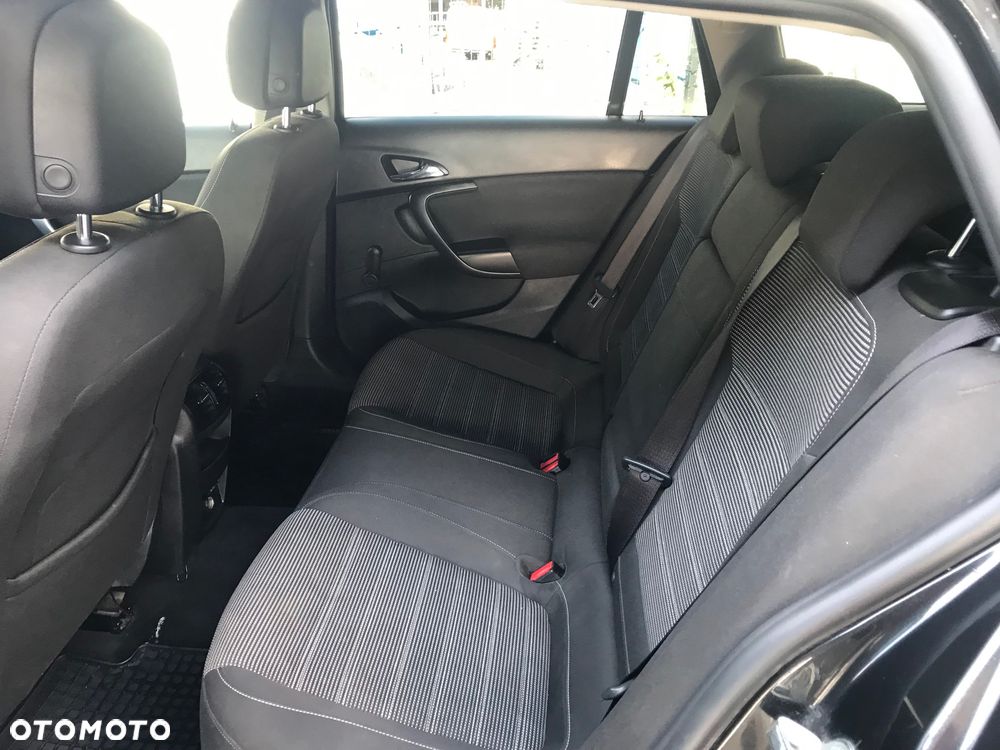 Opel Insignia - 16