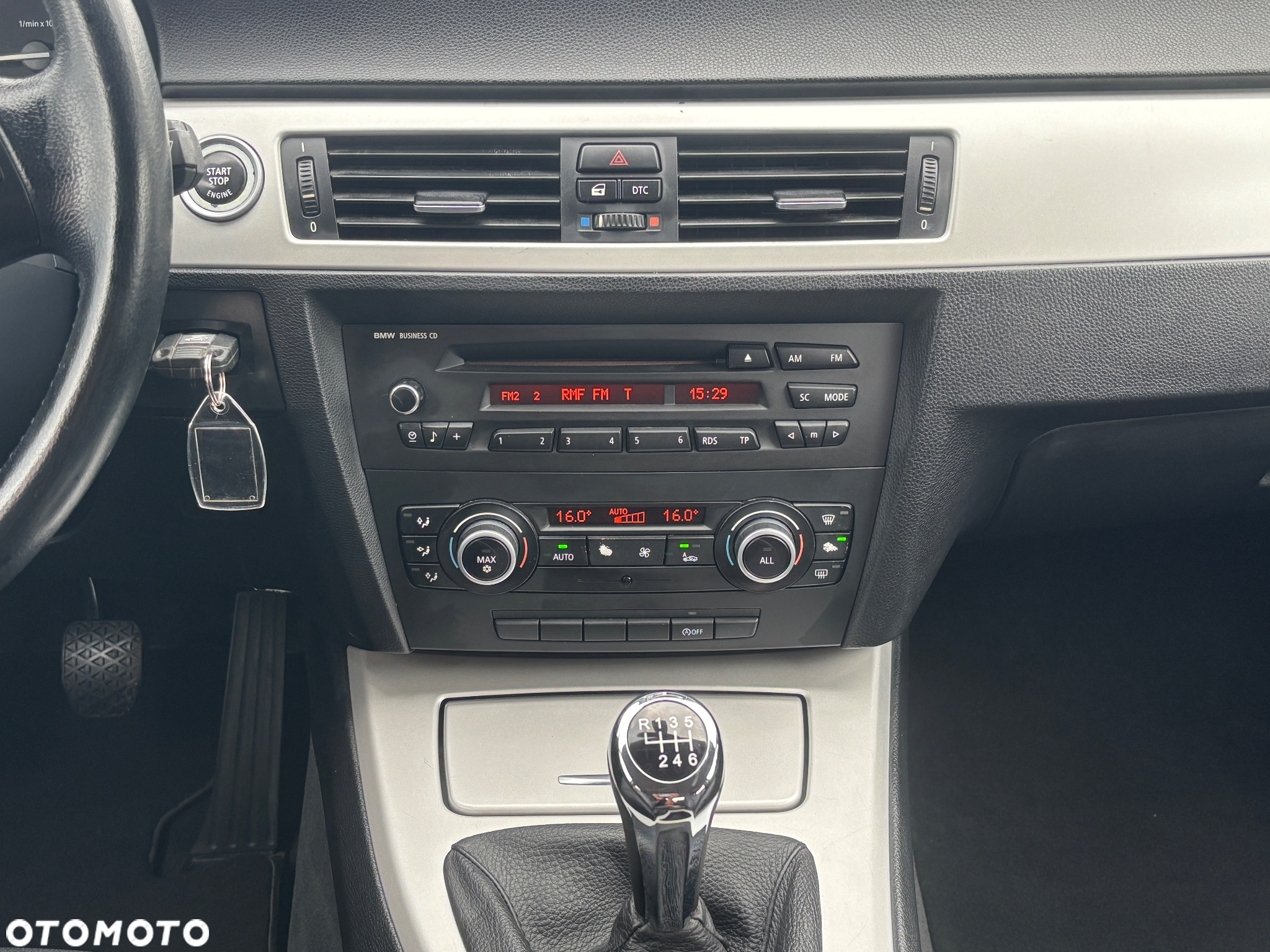BMW Seria 3 318d - 22