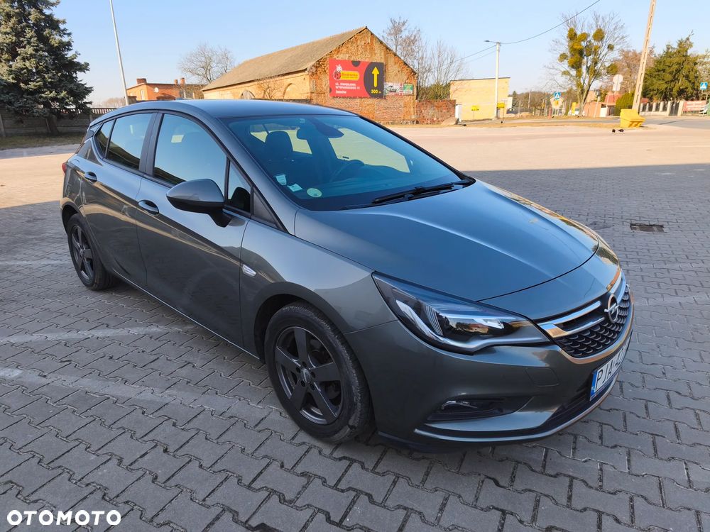 Opel Astra 1.6 CDTI Dynamic - 11