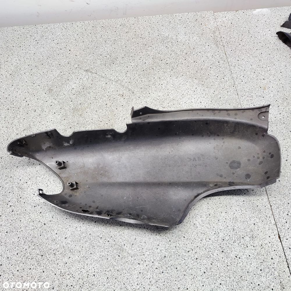 Owiewka, osłona, bok, boczek, zadupek, ogon Yamaha Neos 50 - 13