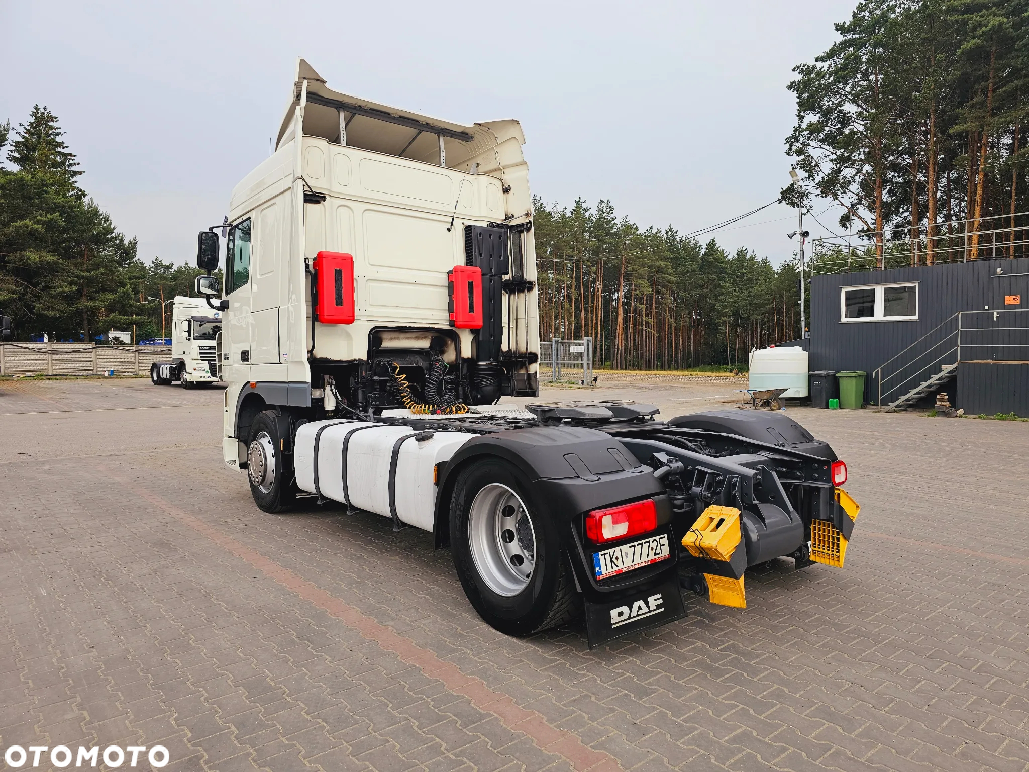 DAF XF 105 460 * EURO 5 * MANUAL* 2012 * STANDARD * SPACE CAB - 4