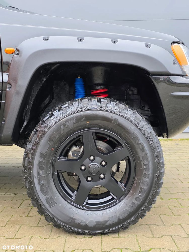 Jeep Grand Cherokee - 17