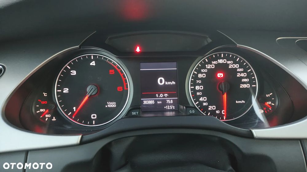 Audi A4 Avant 2.0 TDI - 24