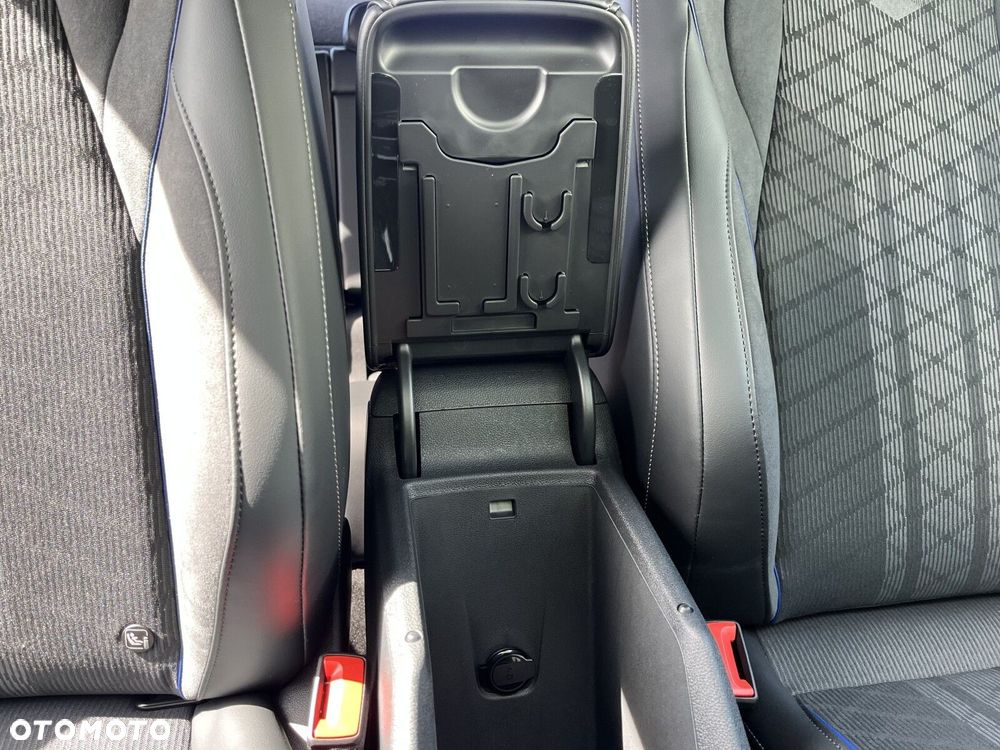 Volkswagen Tiguan - 34