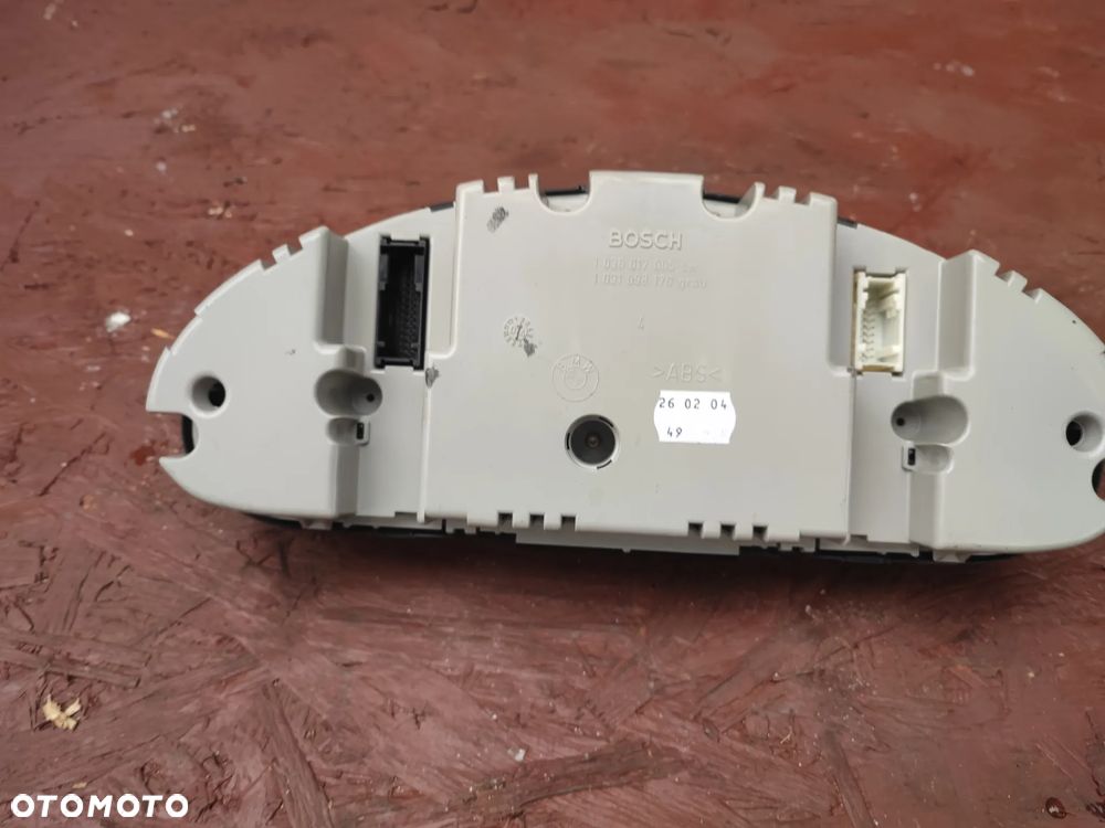 BMW E46 COUPE / CABRIO ORYGINALNY LICZNIK Z WERSJI ANGLIK MANUAL Z WERSJI DIESEL R4 O NR. 6 940 898  OEM SPRAWNY W 100% - 10