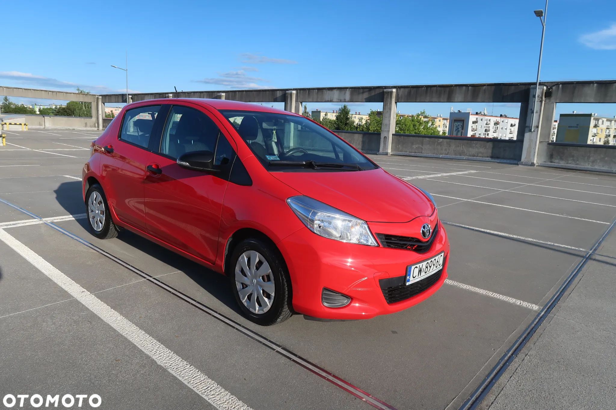 Toyota Yaris 1.0 Luna - 1