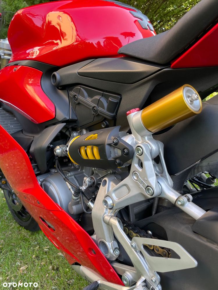 Ducati 1199 Panigale - 12