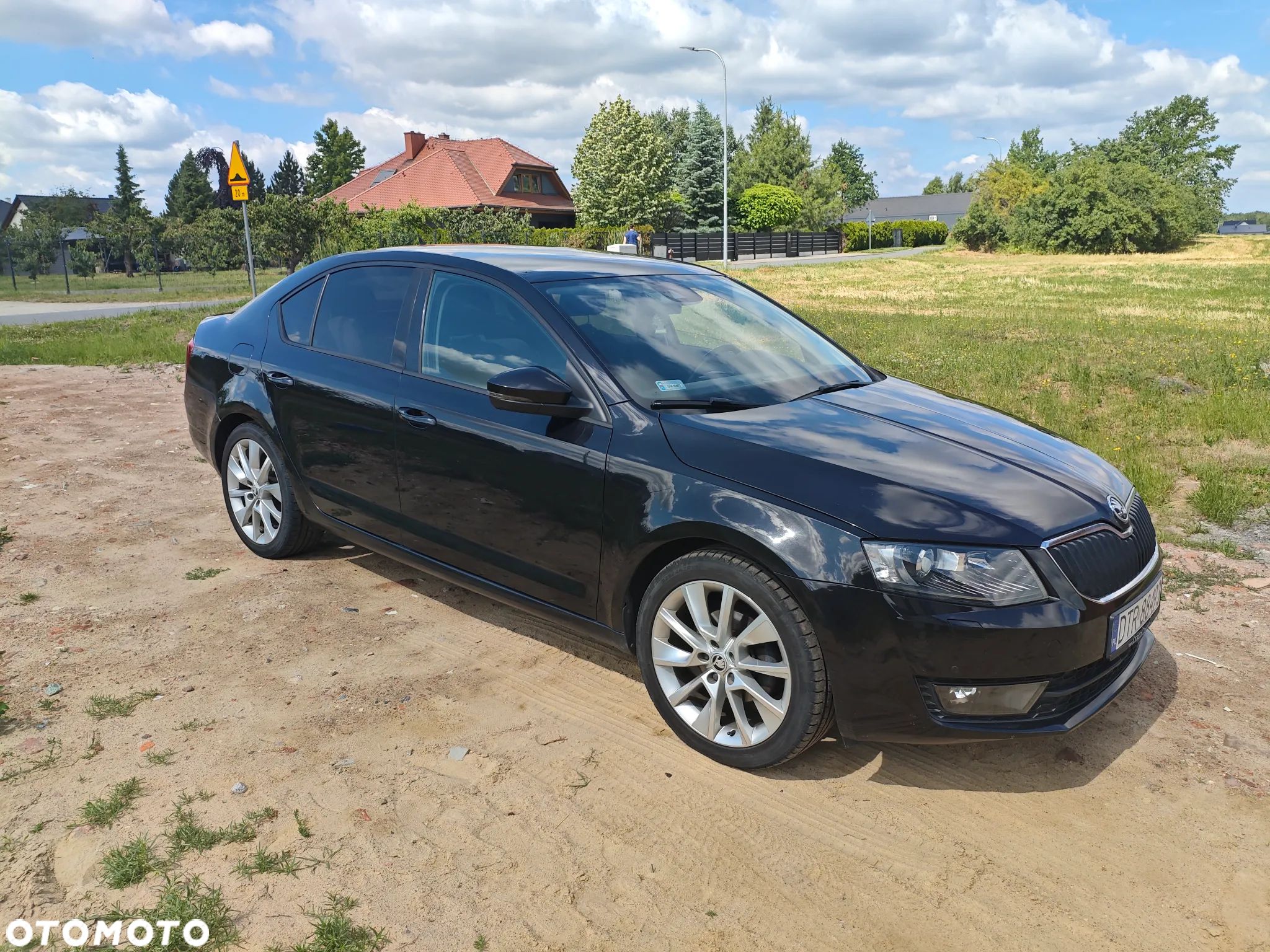 Skoda Octavia 2.0 TDI Ambition DSG - 1