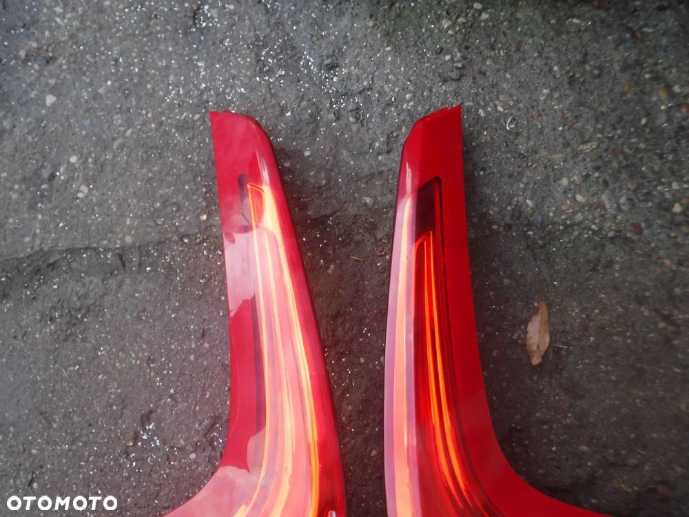 Volvo XC60 I  lampa tyl led prawa lewa stan bdb - 5