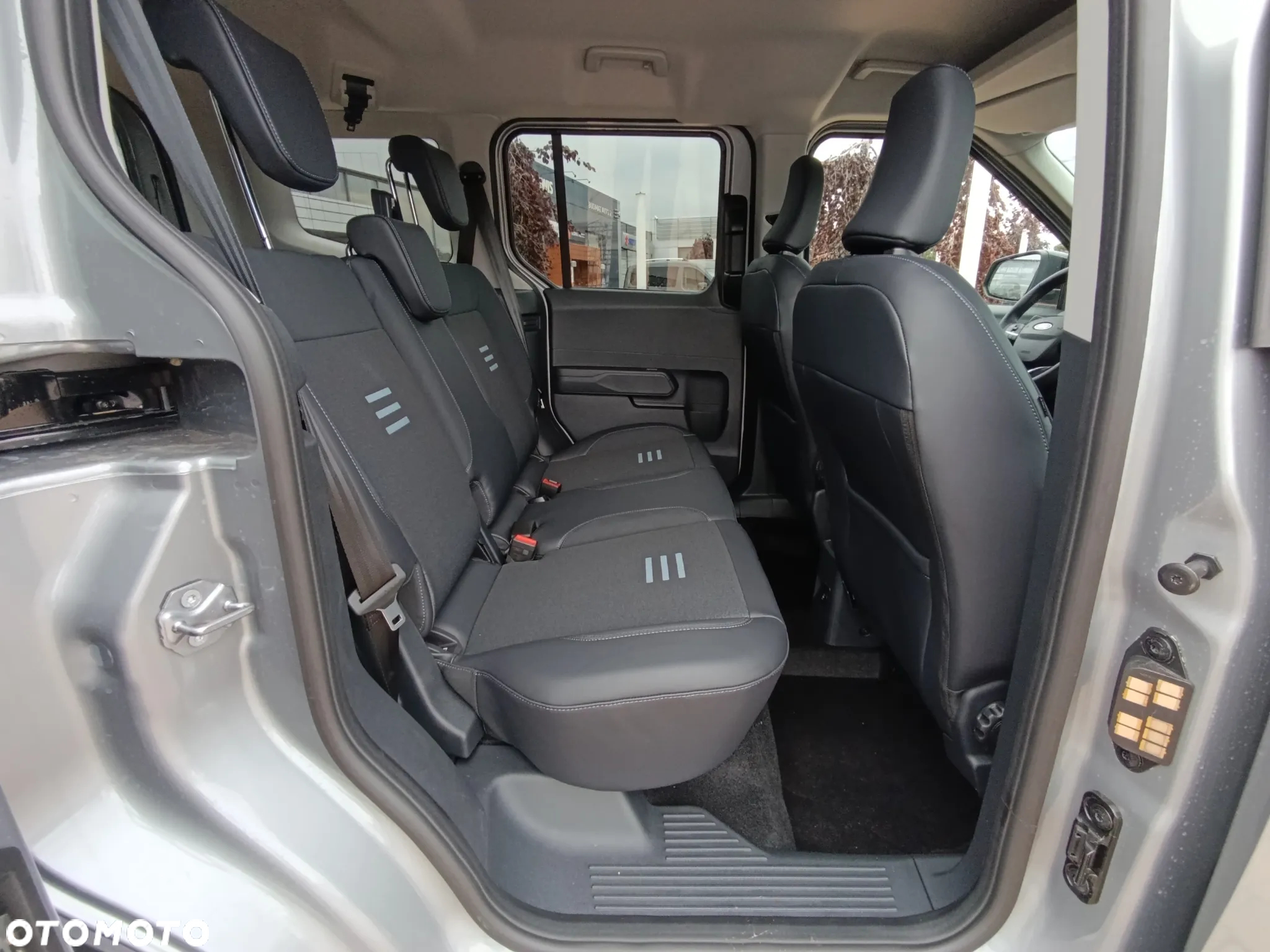 Ford Tourneo Courier 1.0 EcoBoost Active - 34