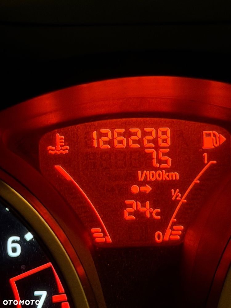 Nissan Juke 1.6 Tekna - 11