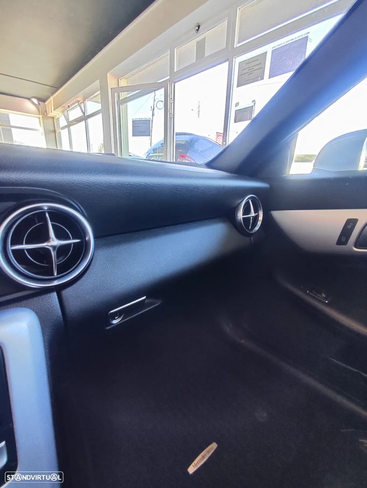 Mercedes-Benz SLK 250 CDi BE - 35