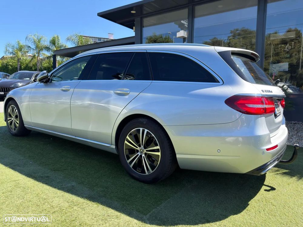 Mercedes-Benz E 220 d Avantgarde - 14