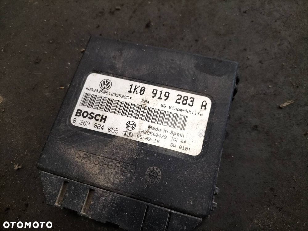KOMPLETNY TYŁ KLAPA BAGAŻNIKA ZDERZAK PDC LAMPY VOLKSWAGEN GOLF V HB LC5G - 5