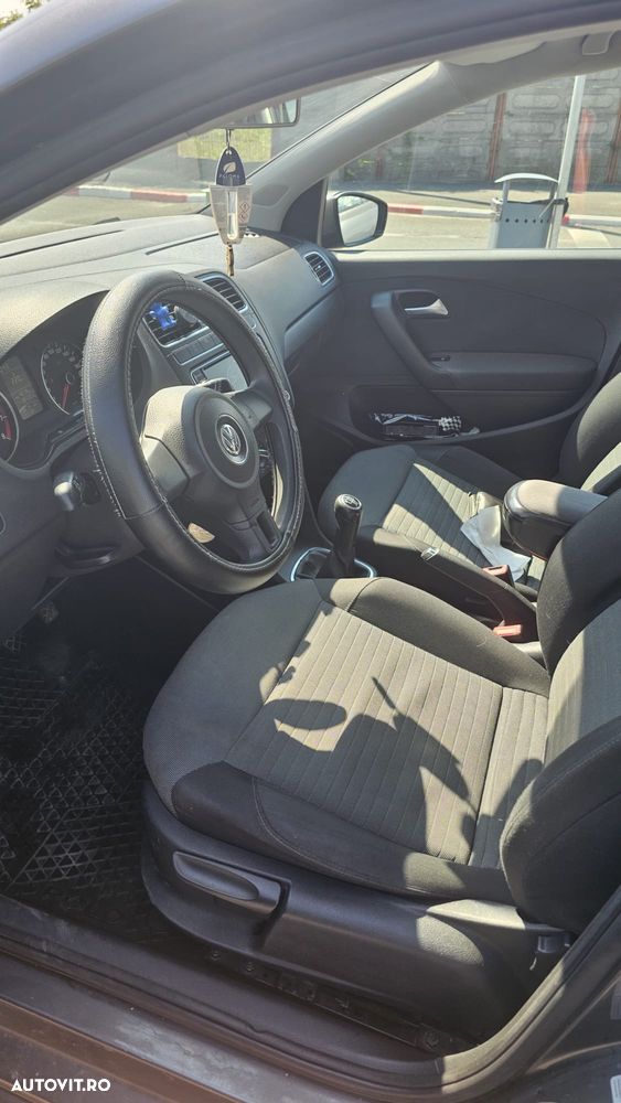 Volkswagen Polo - 16