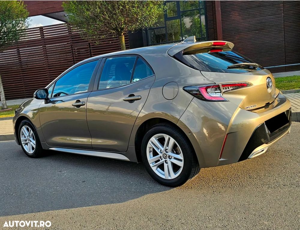 Toyota Corolla - 6