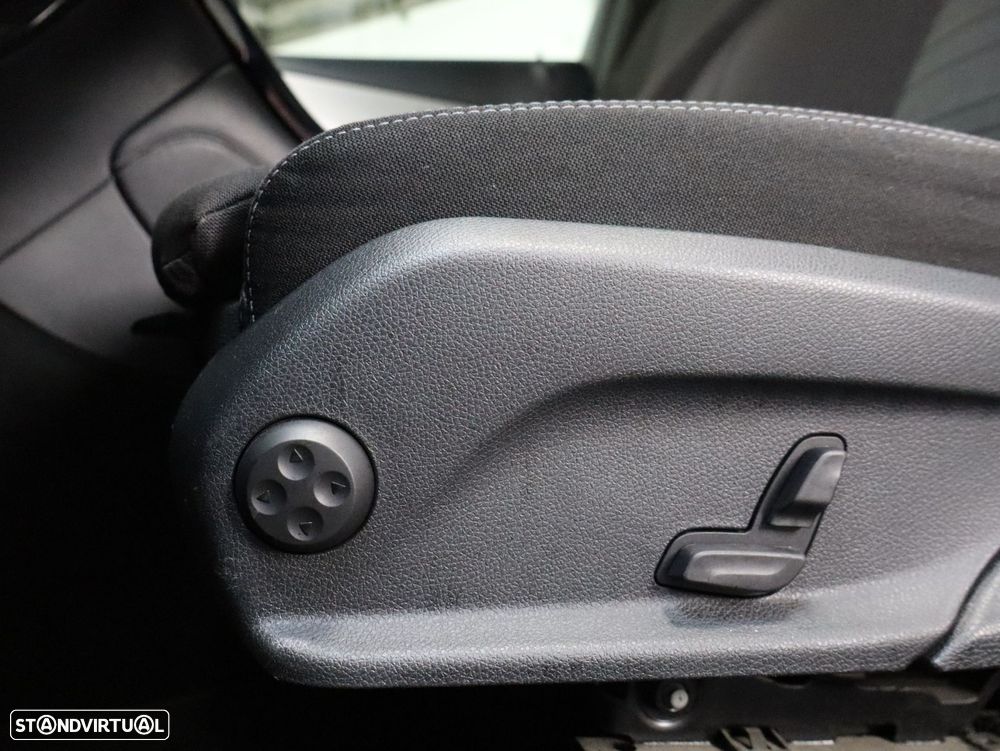 Mercedes-Benz GLC 300 e 4Matic - 8