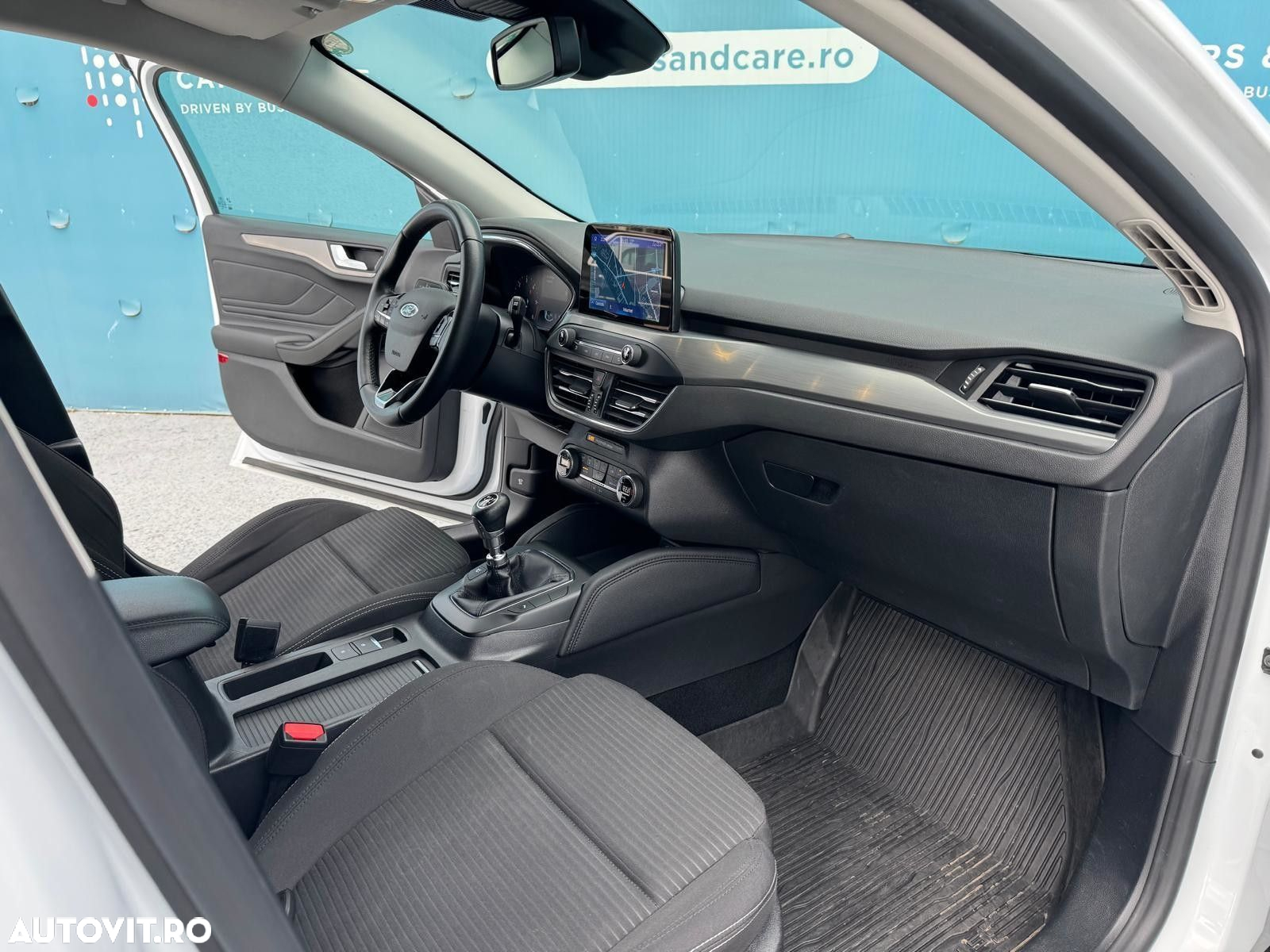 Ford Focus - 12
