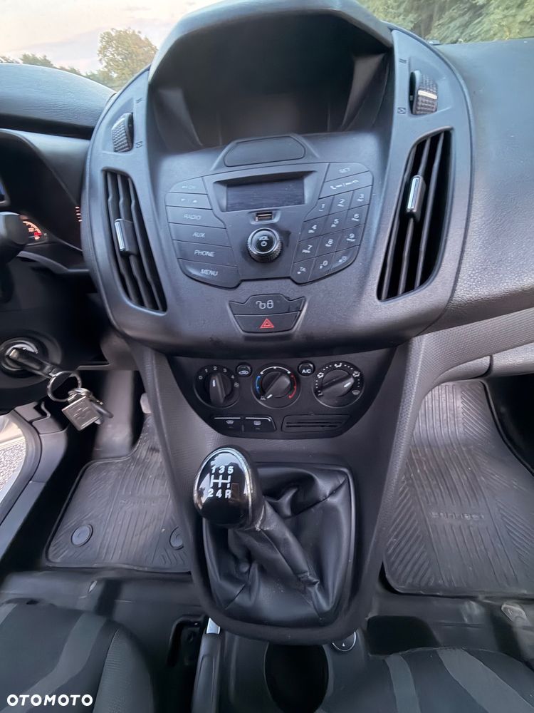 Ford TRANSIT CONNECT - 19