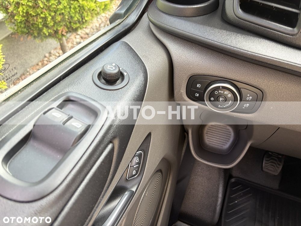 Ford Transit - 22