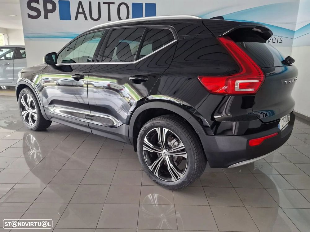 Volvo XC 40 - 3
