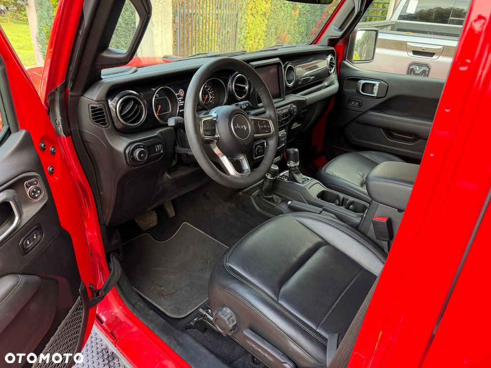 Jeep Wrangler - 31