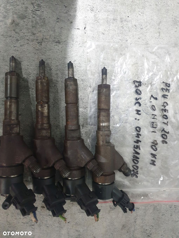 KOMPLET WTRYSKIWACZY PEUGEOT 2,0HDI 0445110076