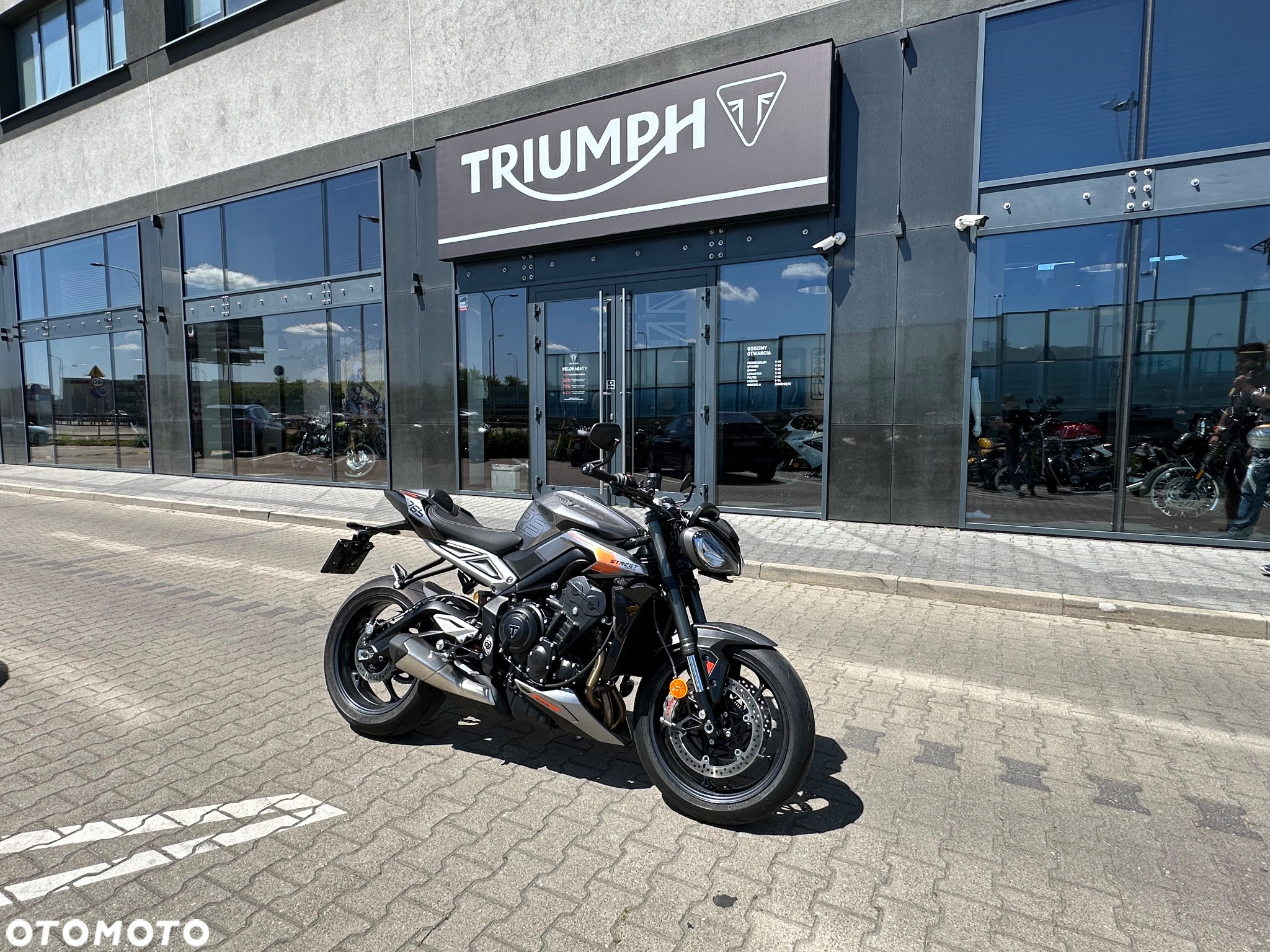 Triumph Street Triple - 2