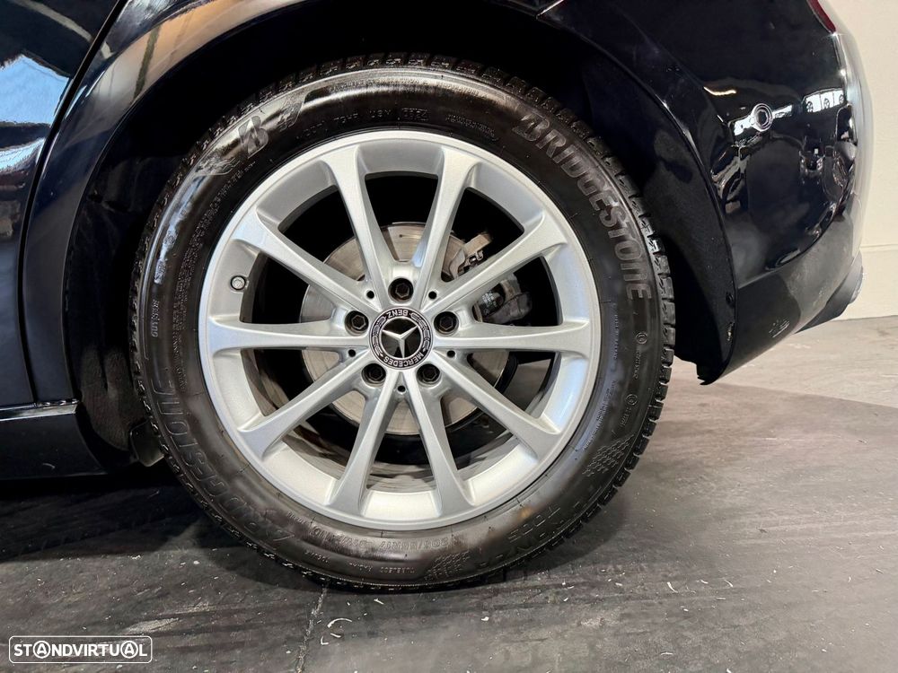 Mercedes-Benz A 180 d Progressive Aut. - 19