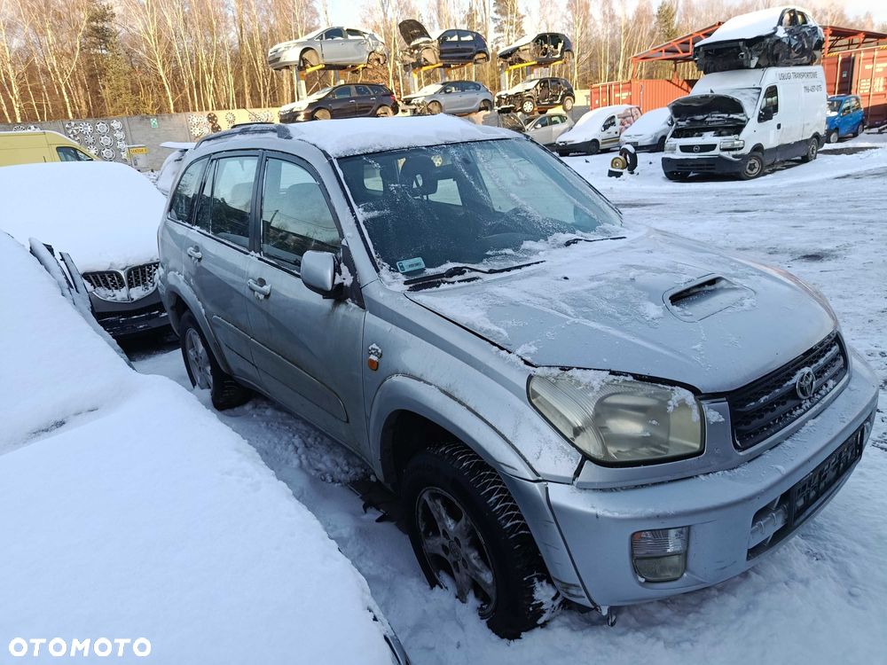 Toyota RAV4 2.0D 2003r NA CZĘŚCI - 2
