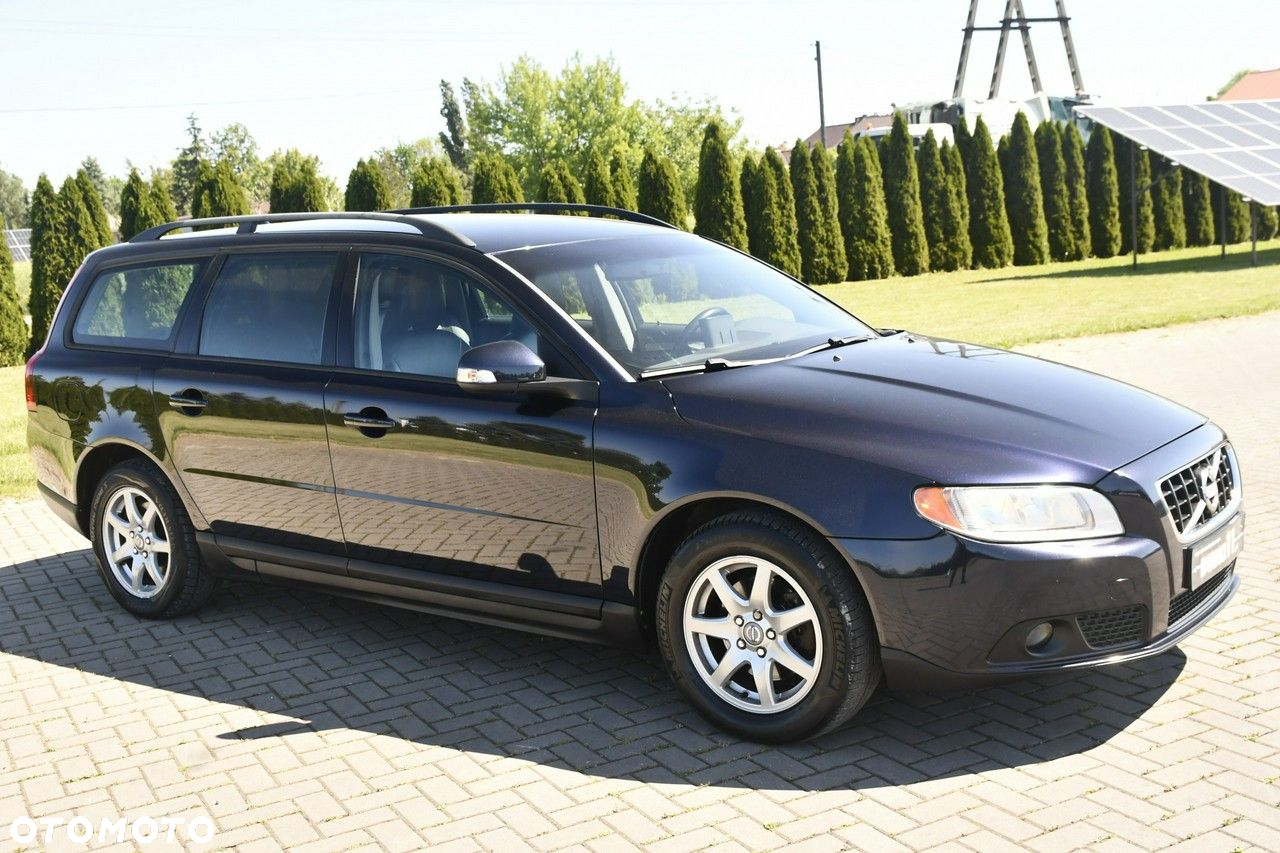 Volvo V70 - 3