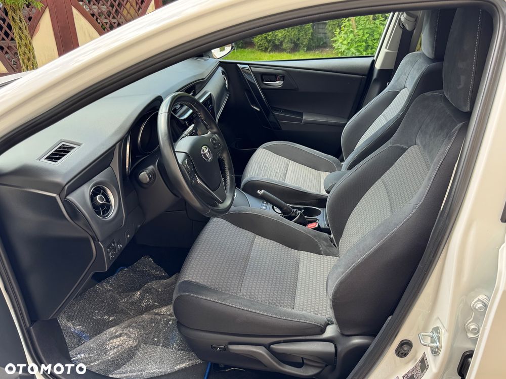 Toyota Auris 1.8 VVT-i Automatik Edition-S - 10