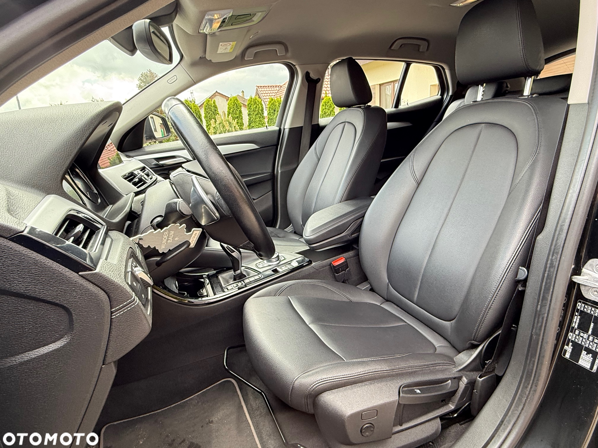 BMW X2 sDrive18d Business Edition sport - 21