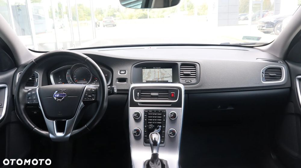 Volvo V60 D3 Drive-E Summum - 13