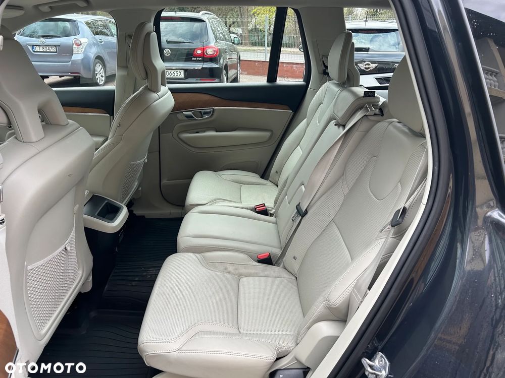 Volvo XC 90 D5 SCR AWD Inscription - 9