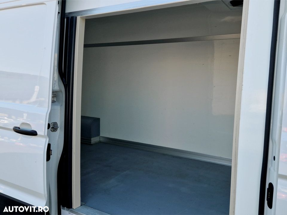 Volkswagen Crafter - 14