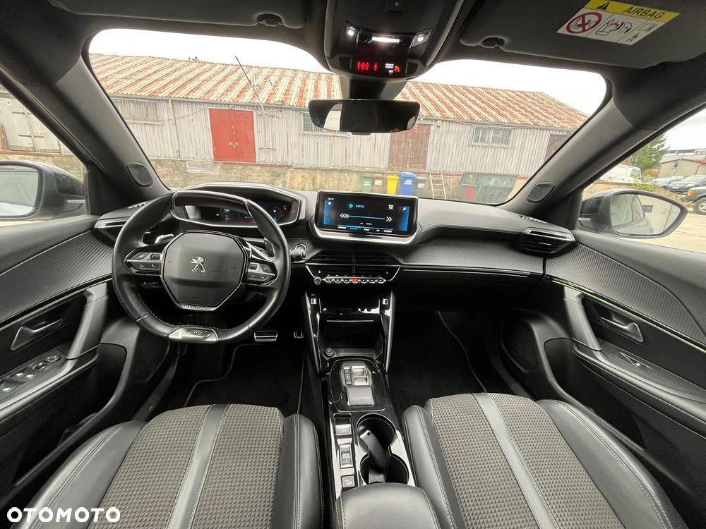 Peugeot 2008 - 25