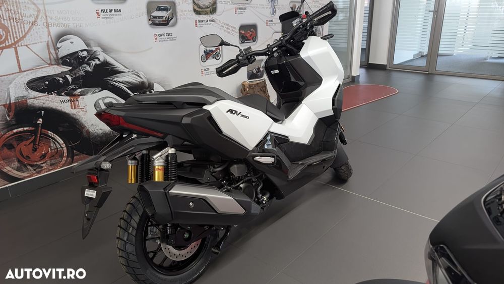 Honda ADV 350 - 3