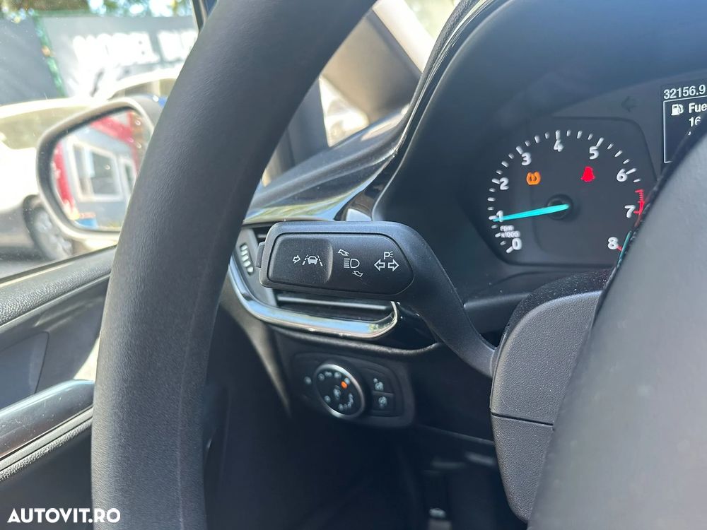 Ford Fiesta 1.1 Trend - 14