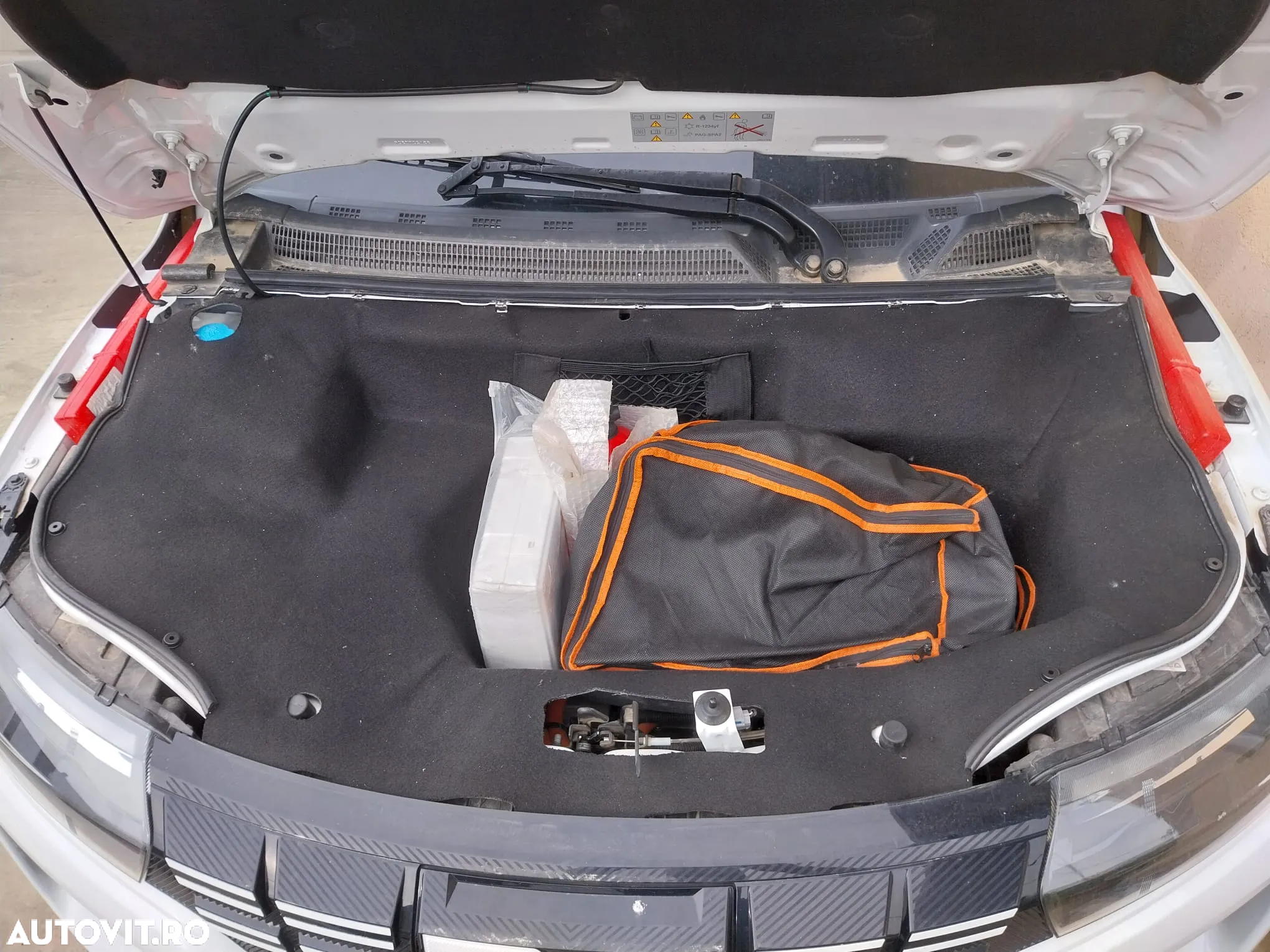 Dacia Spring Cargo Electric 45 (33kW) - 8