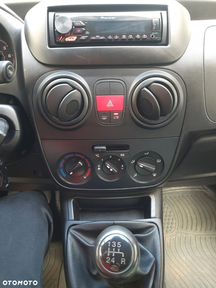 Fiat Fiorino Kombi 8V Base - 9