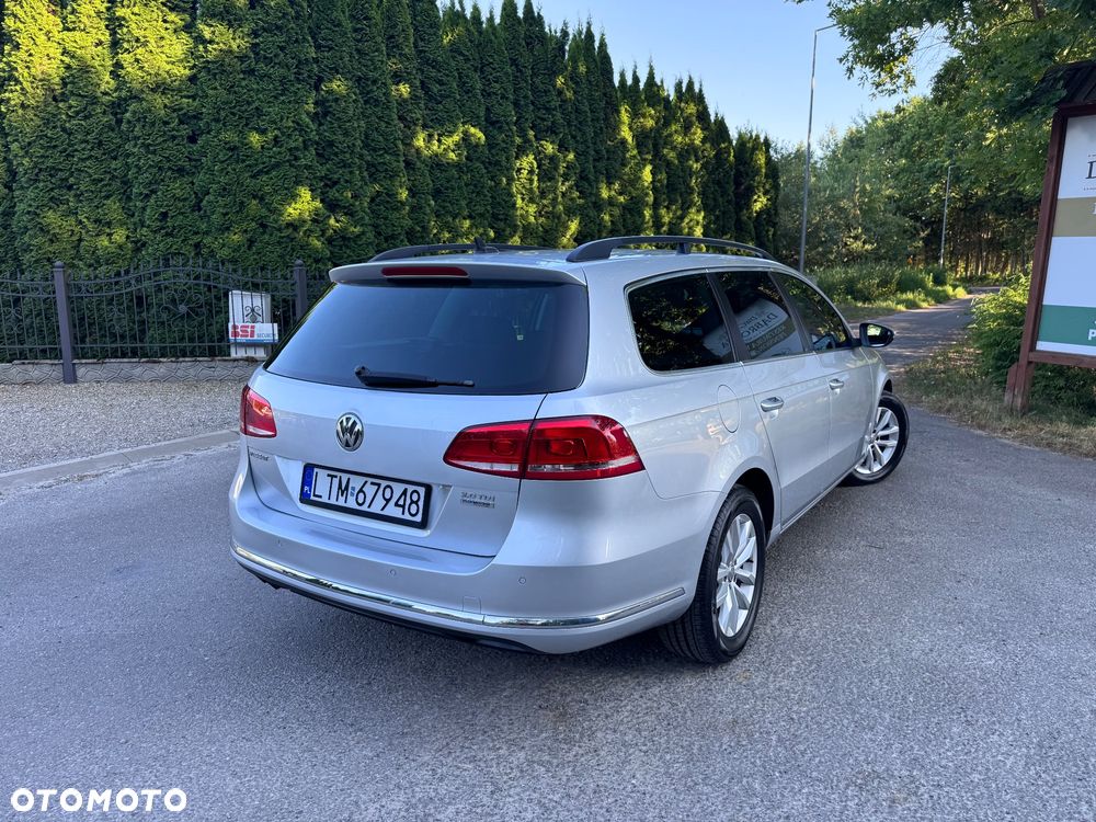 Volkswagen Passat 2.0 TDI Sportline - 11