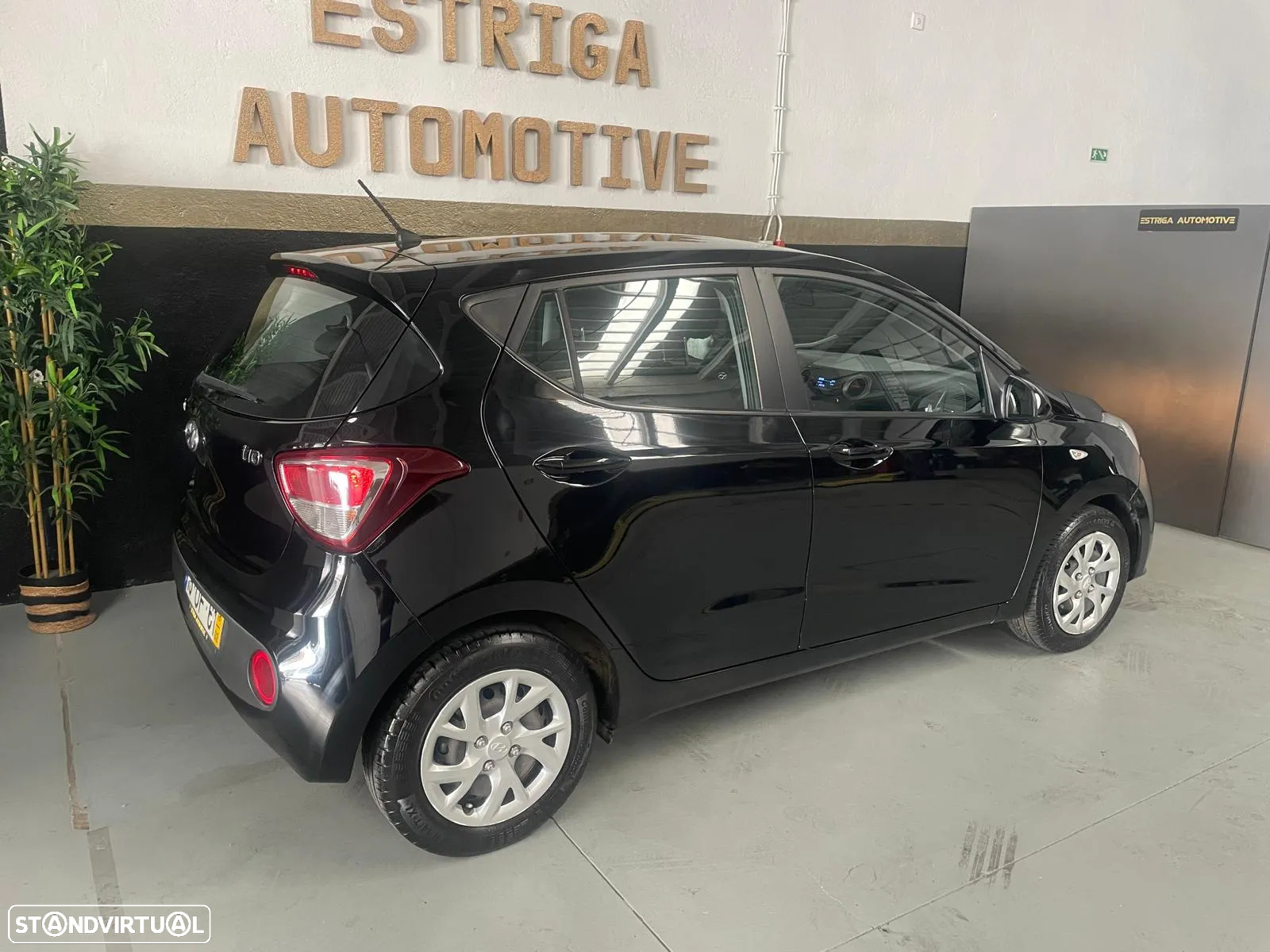 Hyundai i10 1.0 Urban - 24