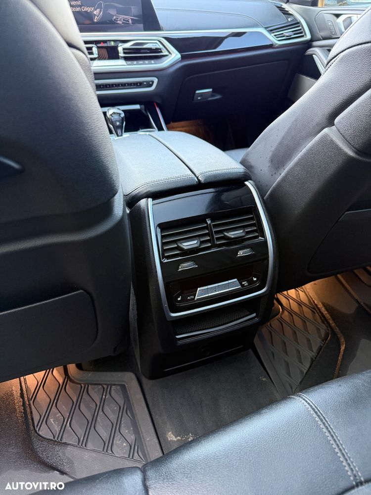 BMW X5 xDrive45e - 11