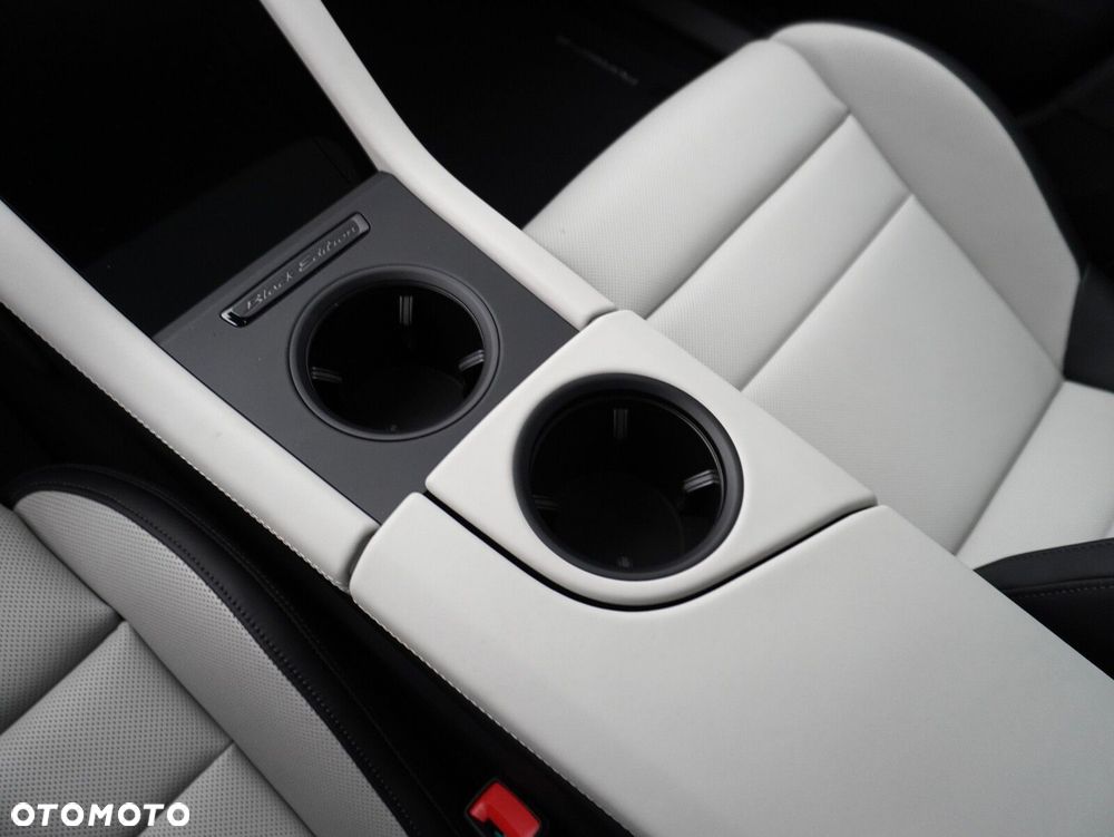 Porsche Taycan 105kWh 4 - 28