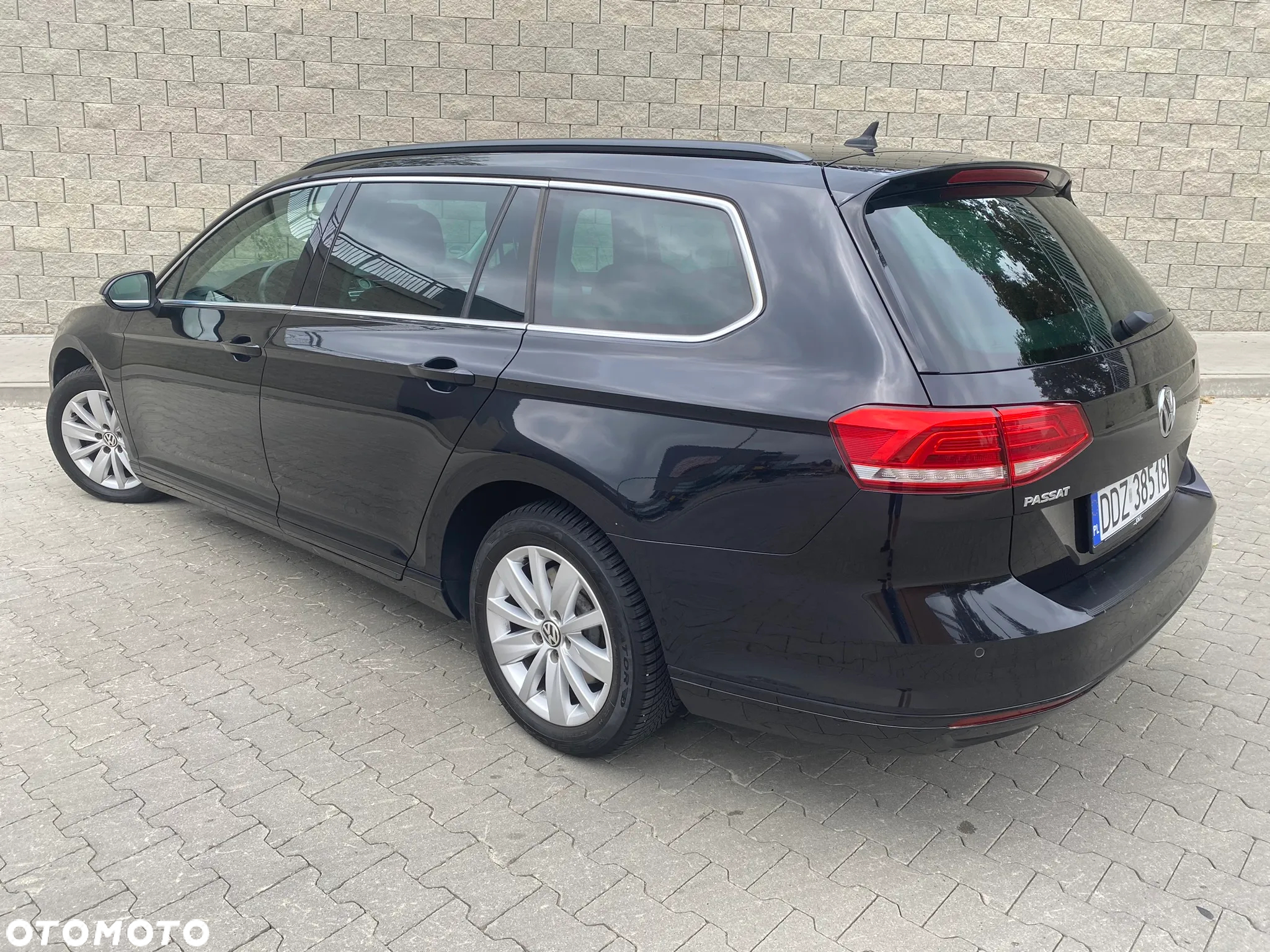 Volkswagen Passat 2.0 TDI BMT Comfortline - 11
